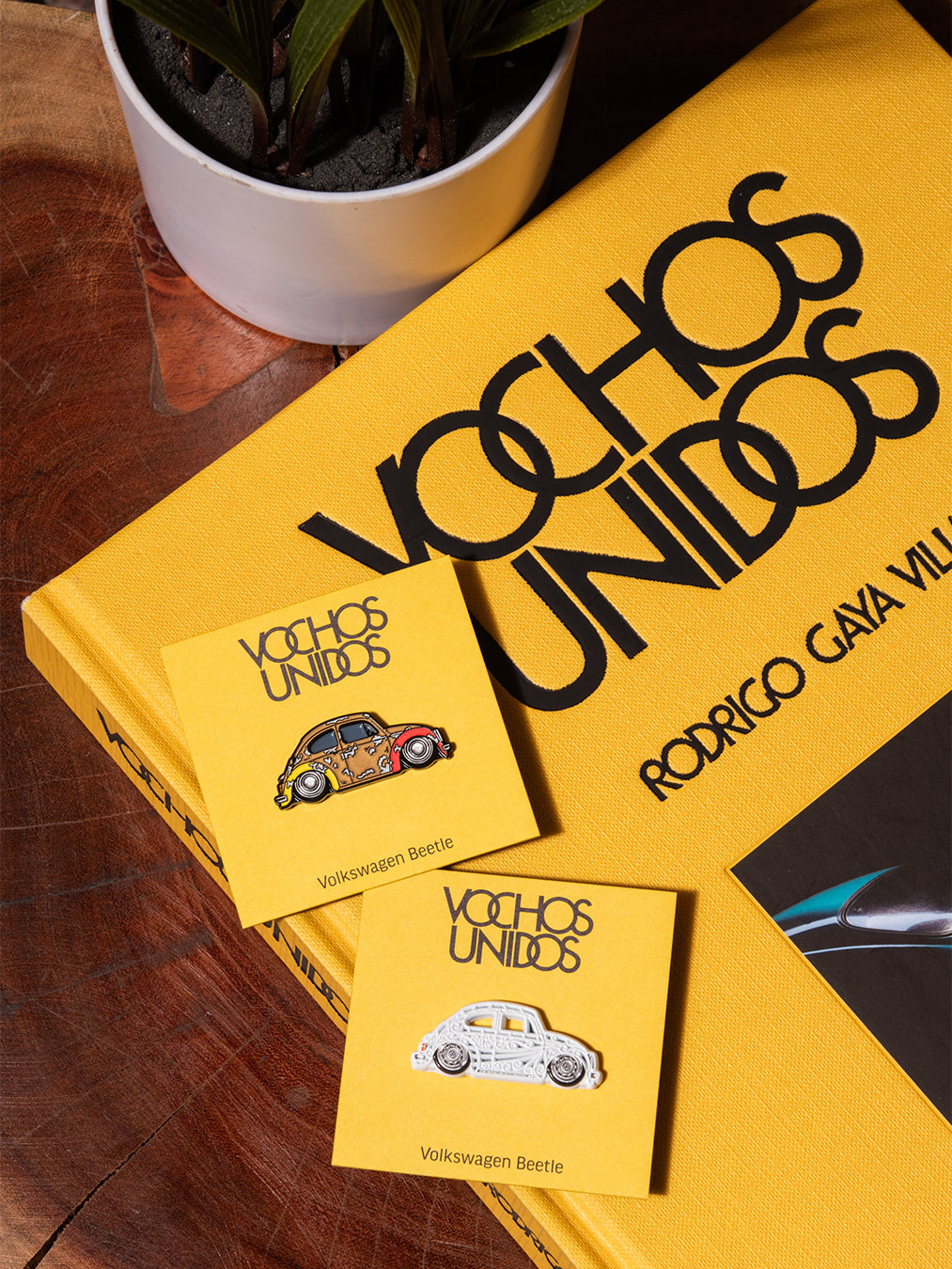 Vochos Unidos Pin "Patina"