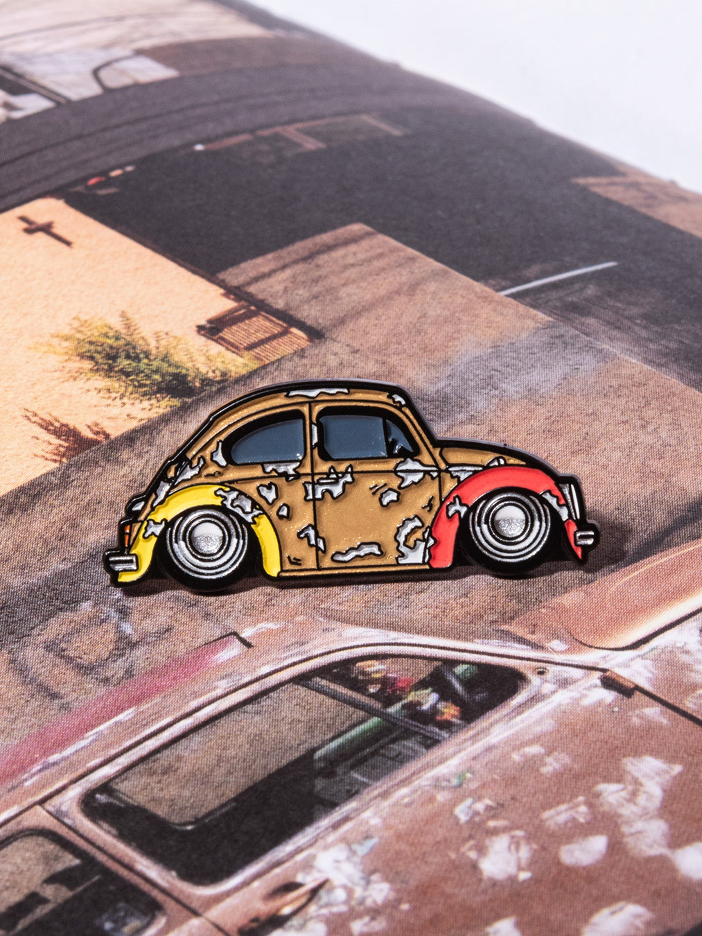 Vochos Unidos Pin "Patina"