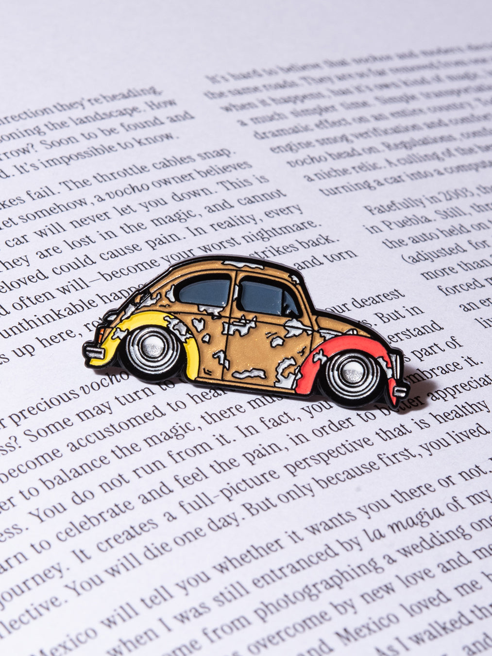 Vochos Unidos Pin "Patina"